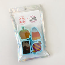 Load image into Gallery viewer, Holiday Treats by: Miss Cookie Packaging
